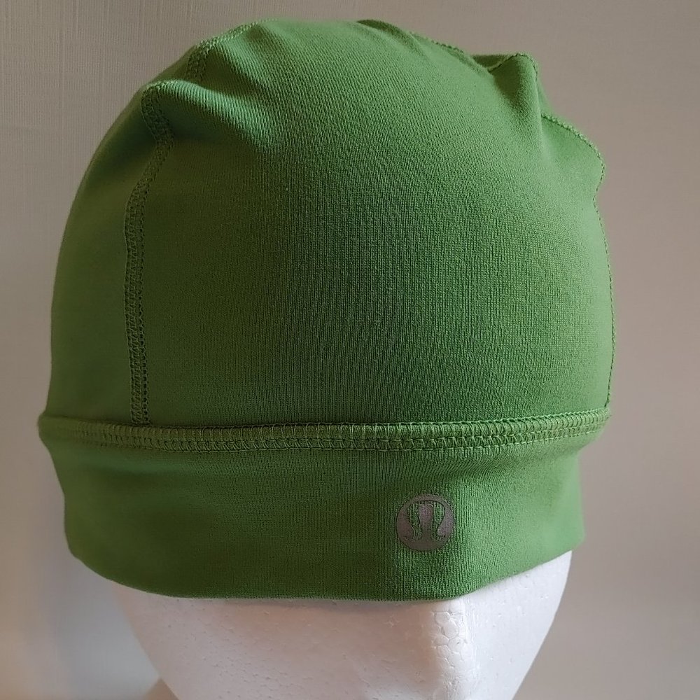 GREEN Lululemon Beanie with Pony Tail Hole Built In Made in Canada
